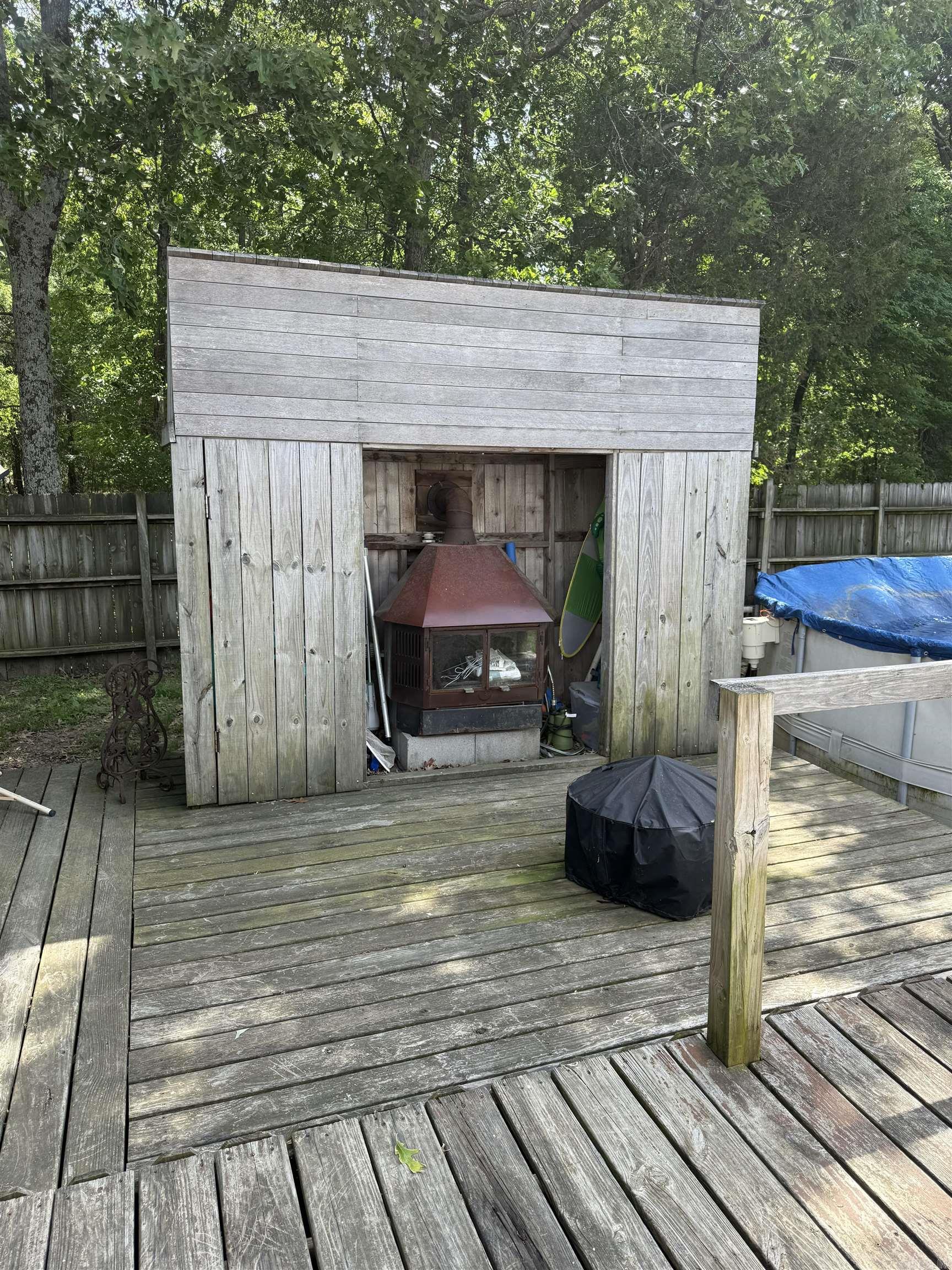 VILLAGE WEST - Residential