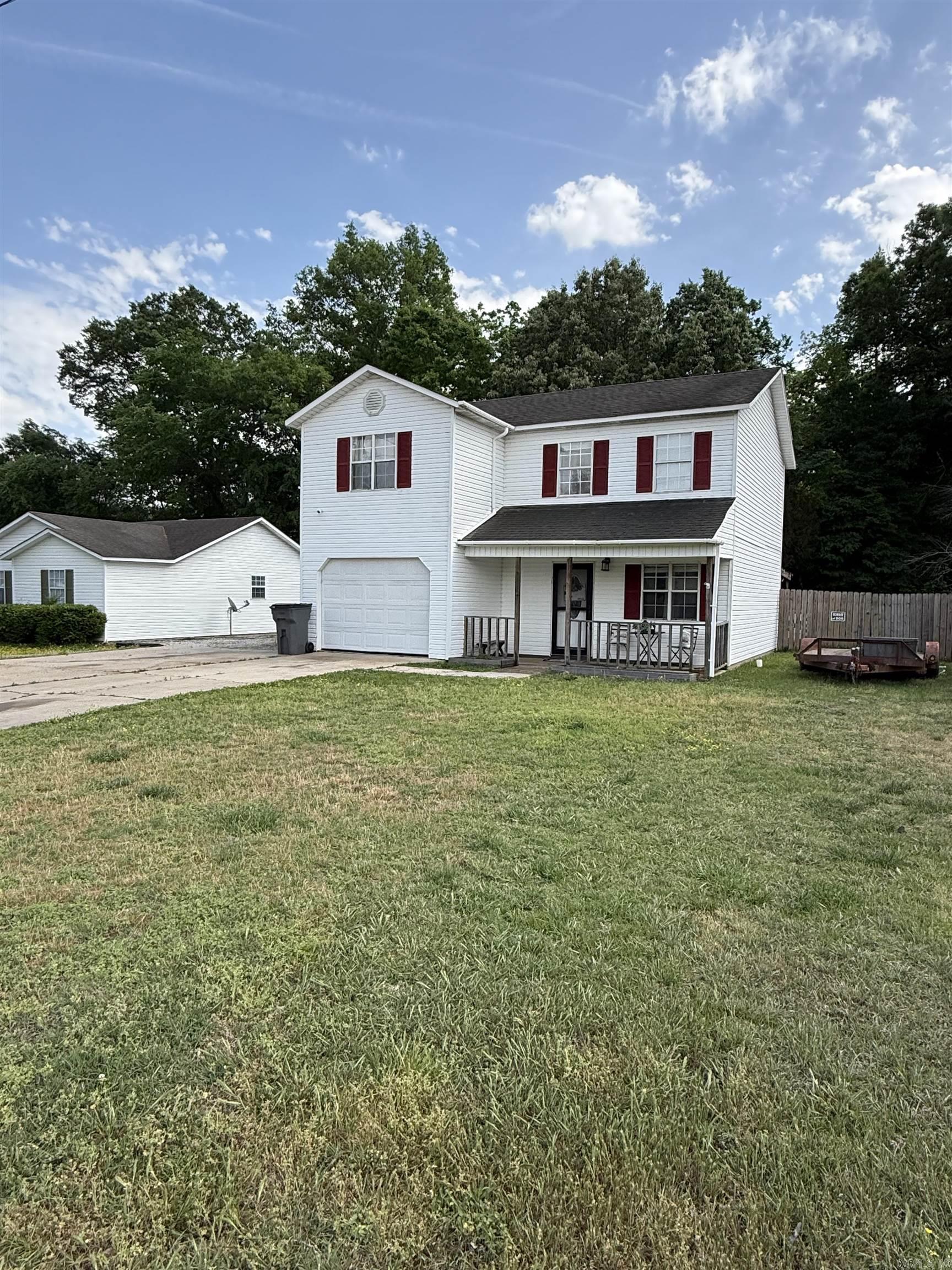 VILLAGE WEST - Residential