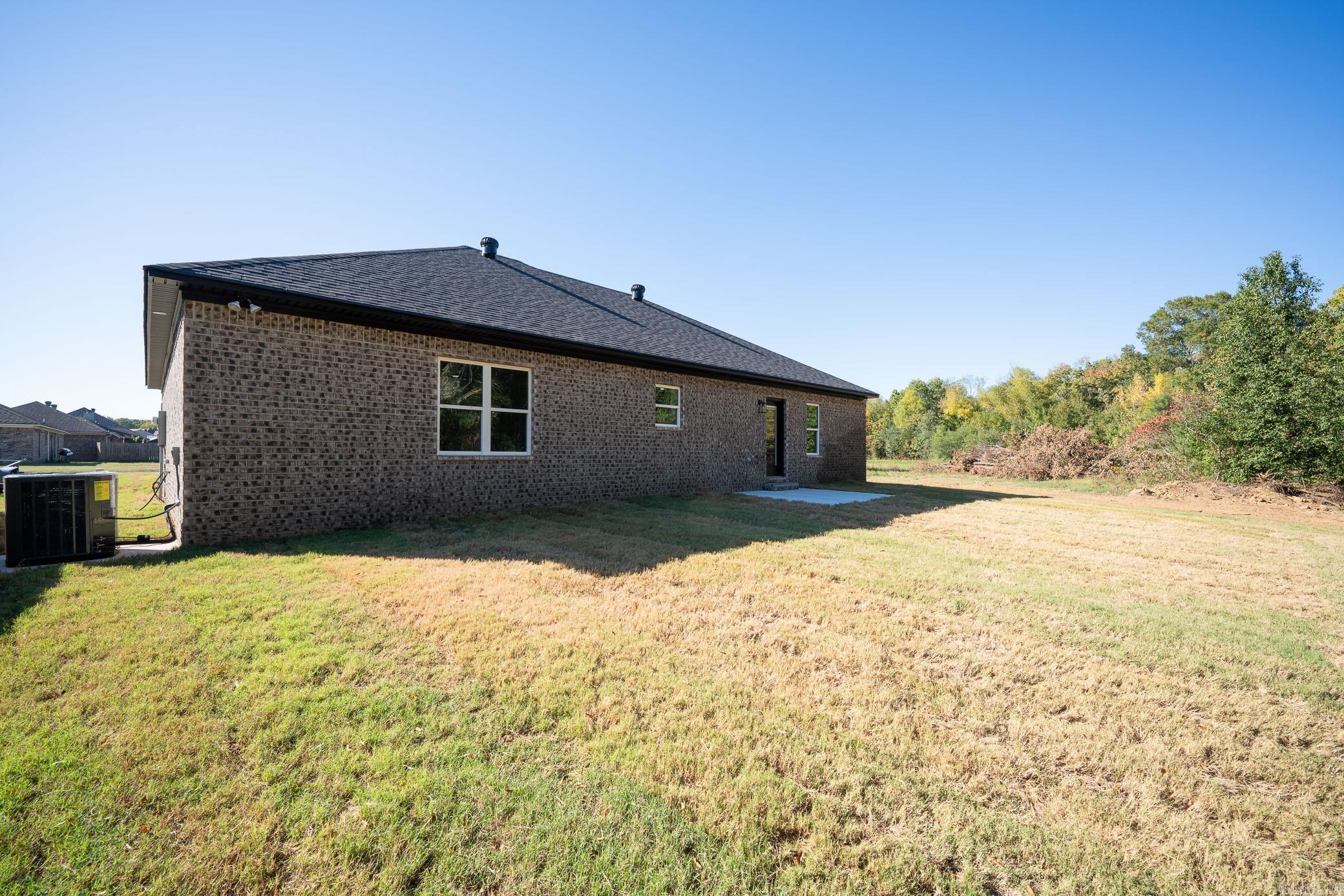 JEWELS ESTATES - Residential