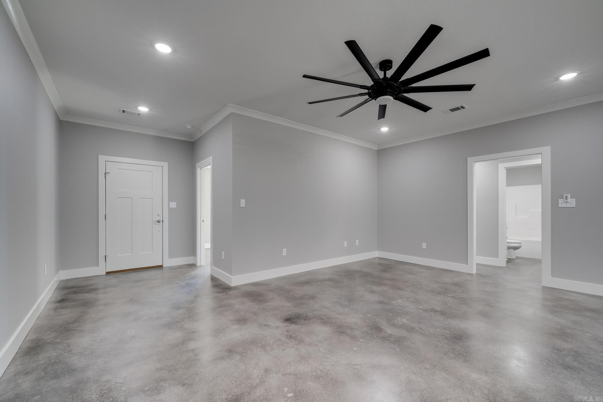 JEWELS ESTATES - Residential