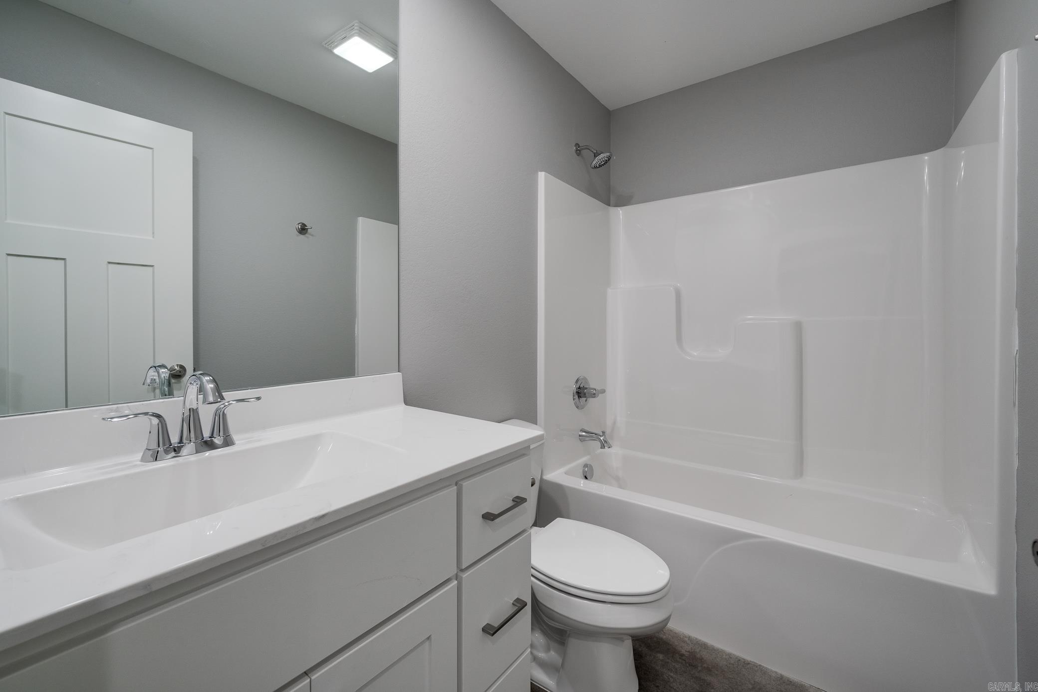 JEWELS ESTATES - Residential