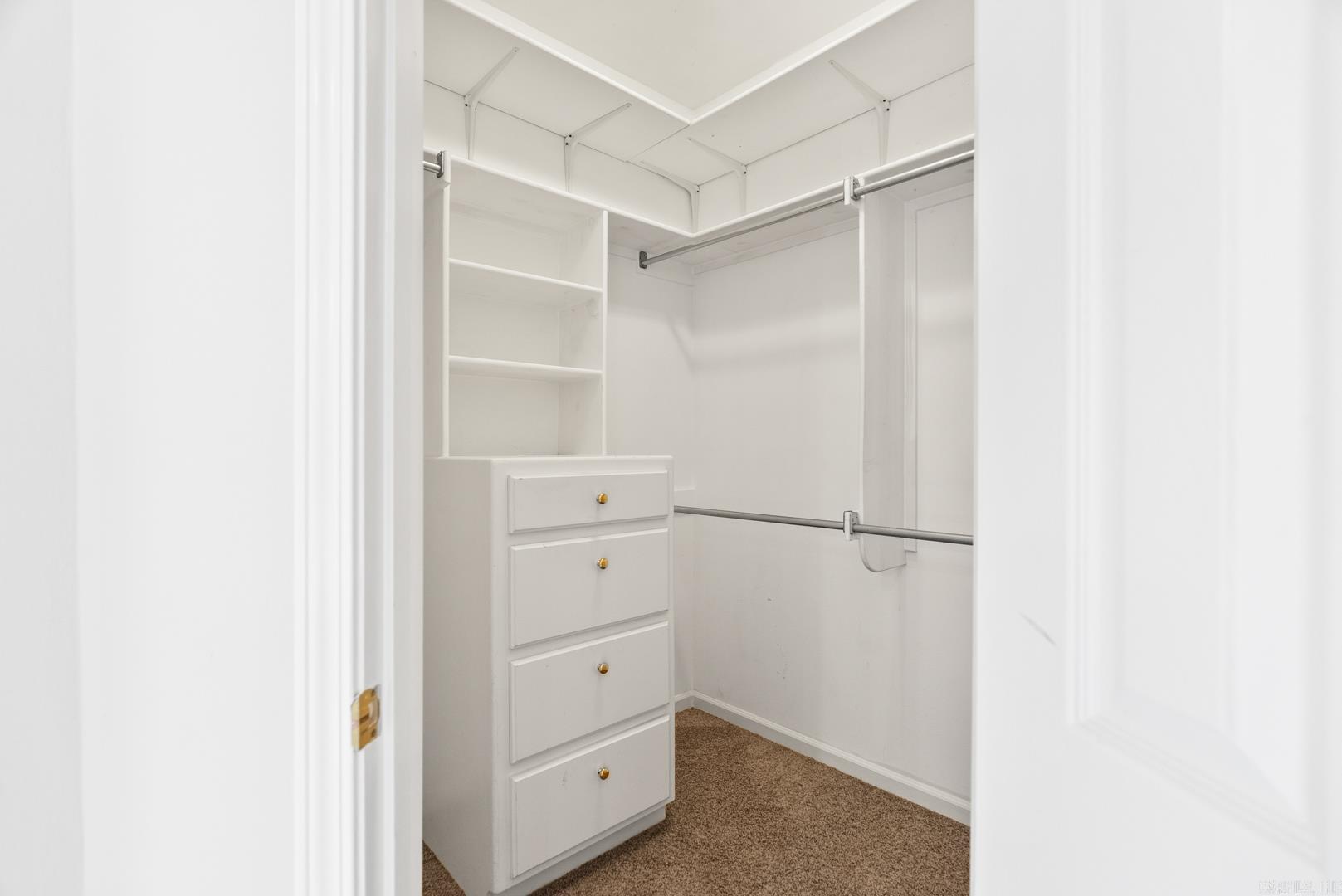 COUNTRY CLUB OF ARK THE - Residential