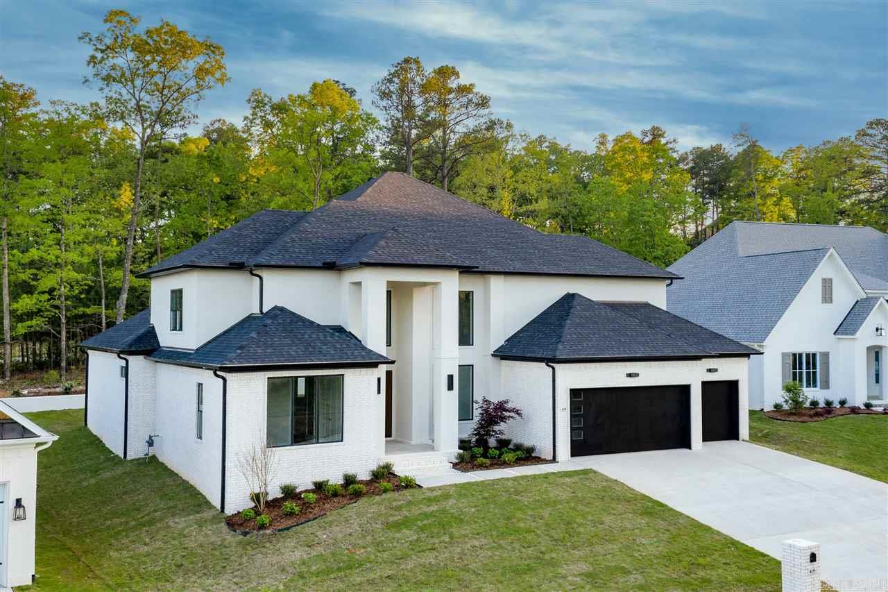 CHENAL VALLEY "ENSBURY PLACE" - Residential