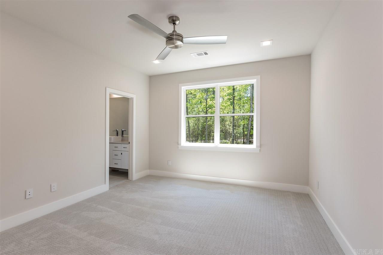 CHENAL VALLEY "ENSBURY PLACE" - Residential