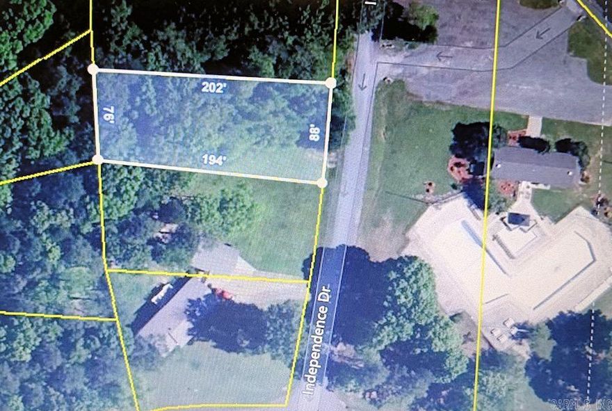 Attention (Swimming Pool is across the street)) - Level building lot near the entrance to Diamondhead right across the street from the Diamondhead Olympic size pool.  Priced to sell quickly.  Warranty deed at closing.  This lot will not last long.  Call the listing agent today.