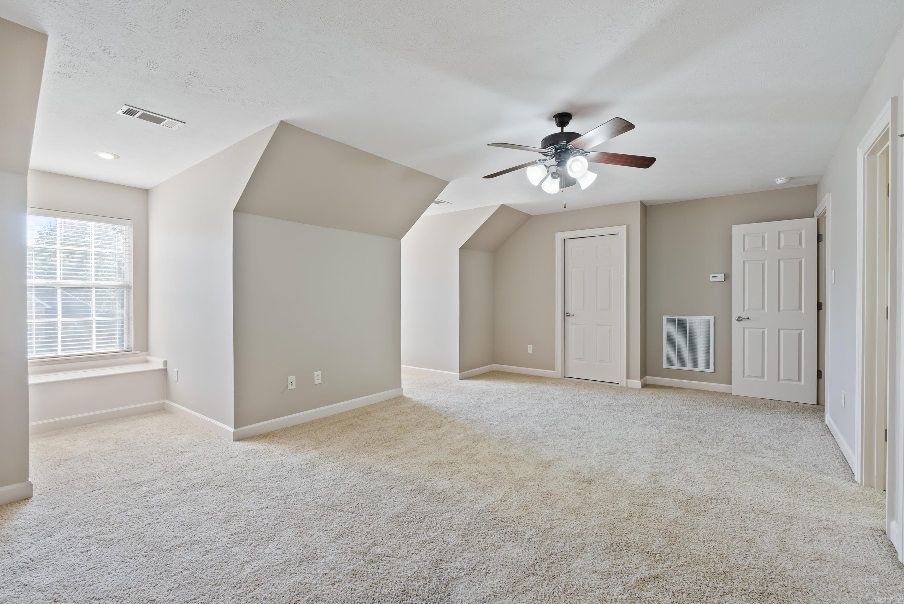 SOUTHWIND - Residential