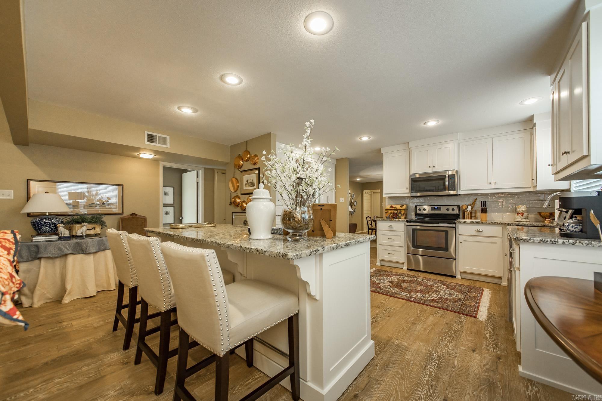 INDIAN HILLS TOWN HOMES - Residential