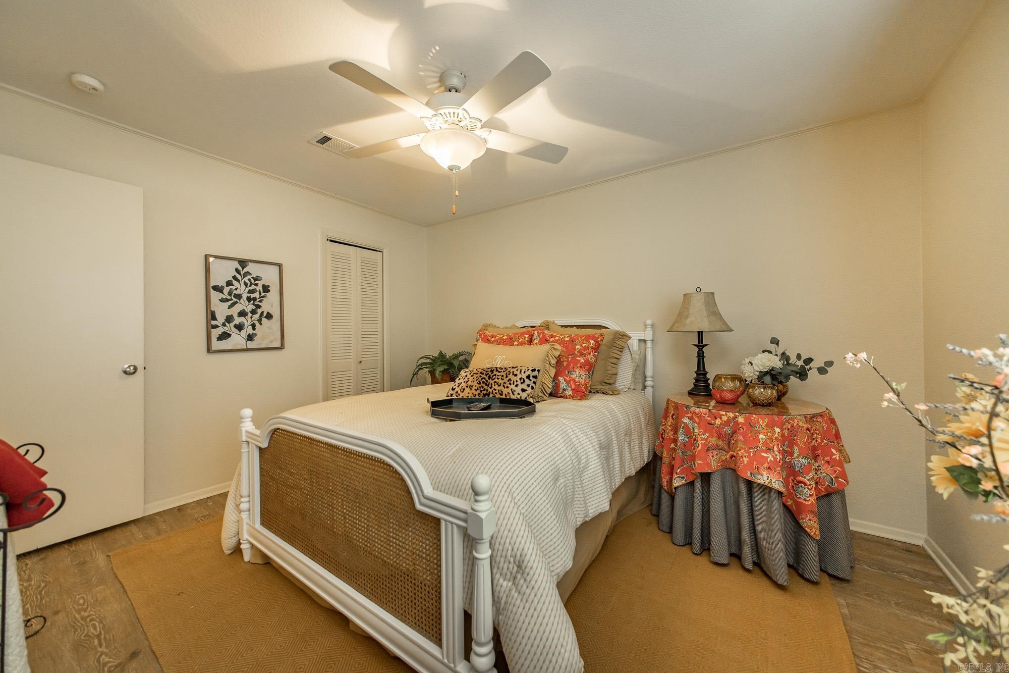 INDIAN HILLS TOWN HOMES - Residential