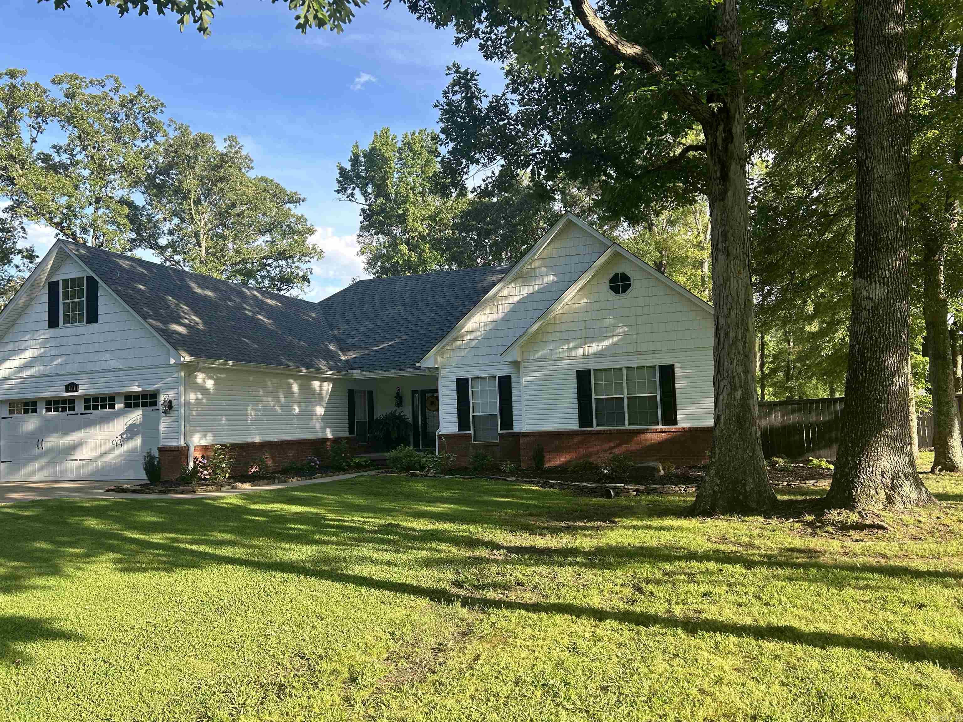 LOUROE LANE S/D - Residential