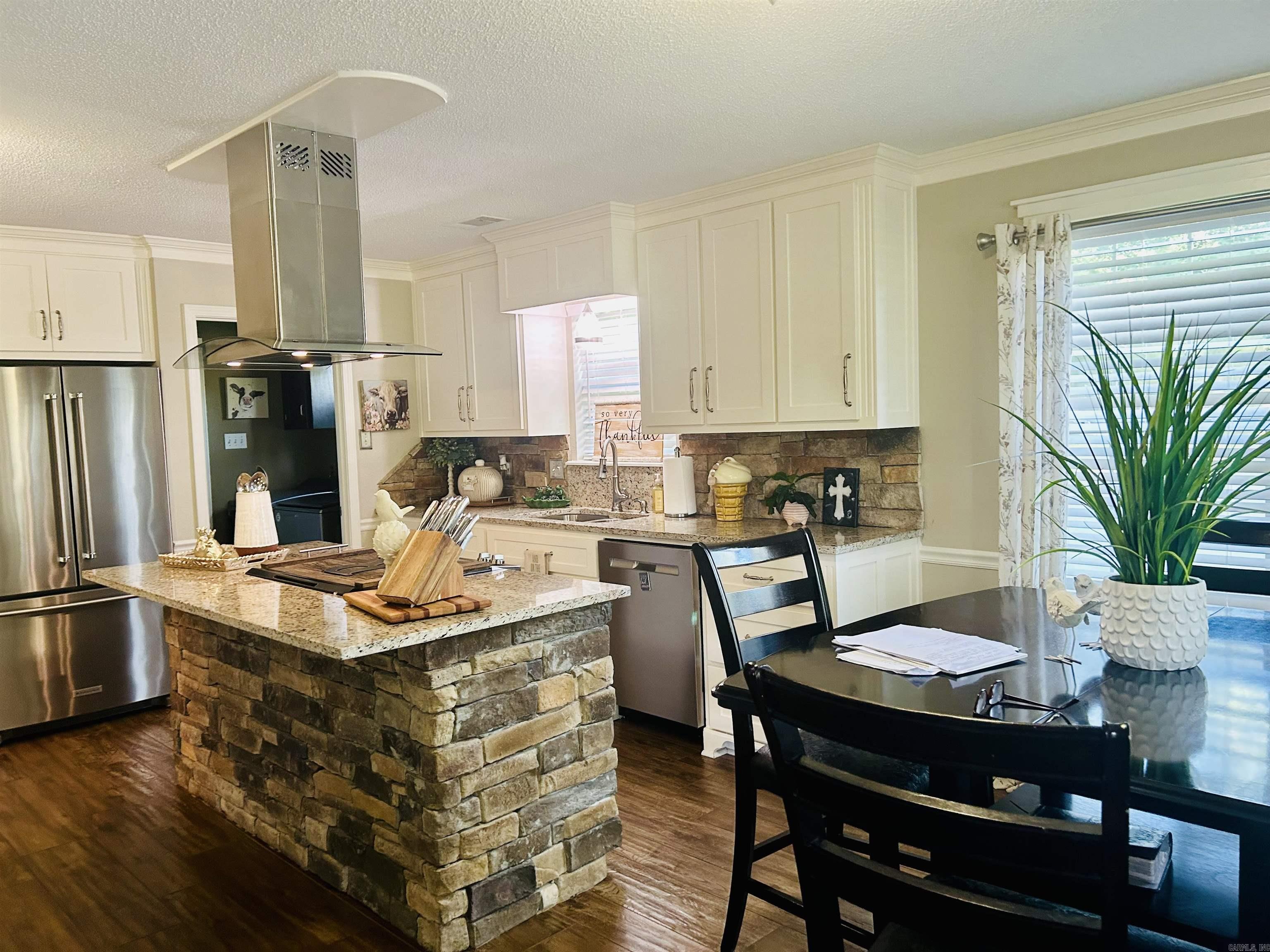 LOUROE LANE S/D - Residential