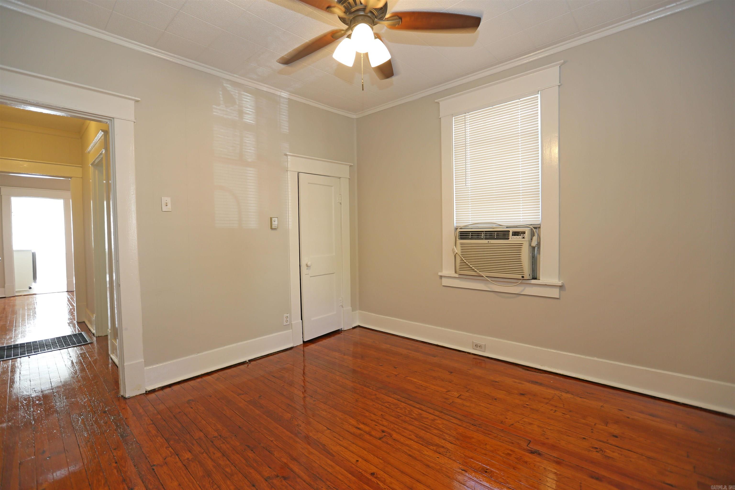 Hillcrest-Pfeifer - Residential Lease