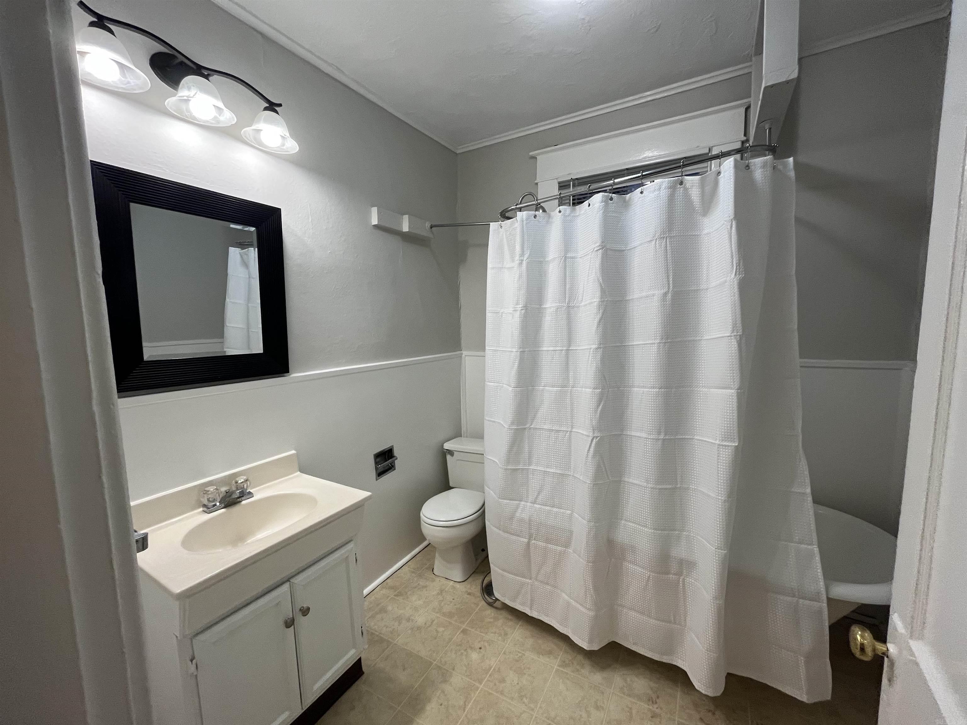 Hillcrest-Pfeifer - Residential Lease