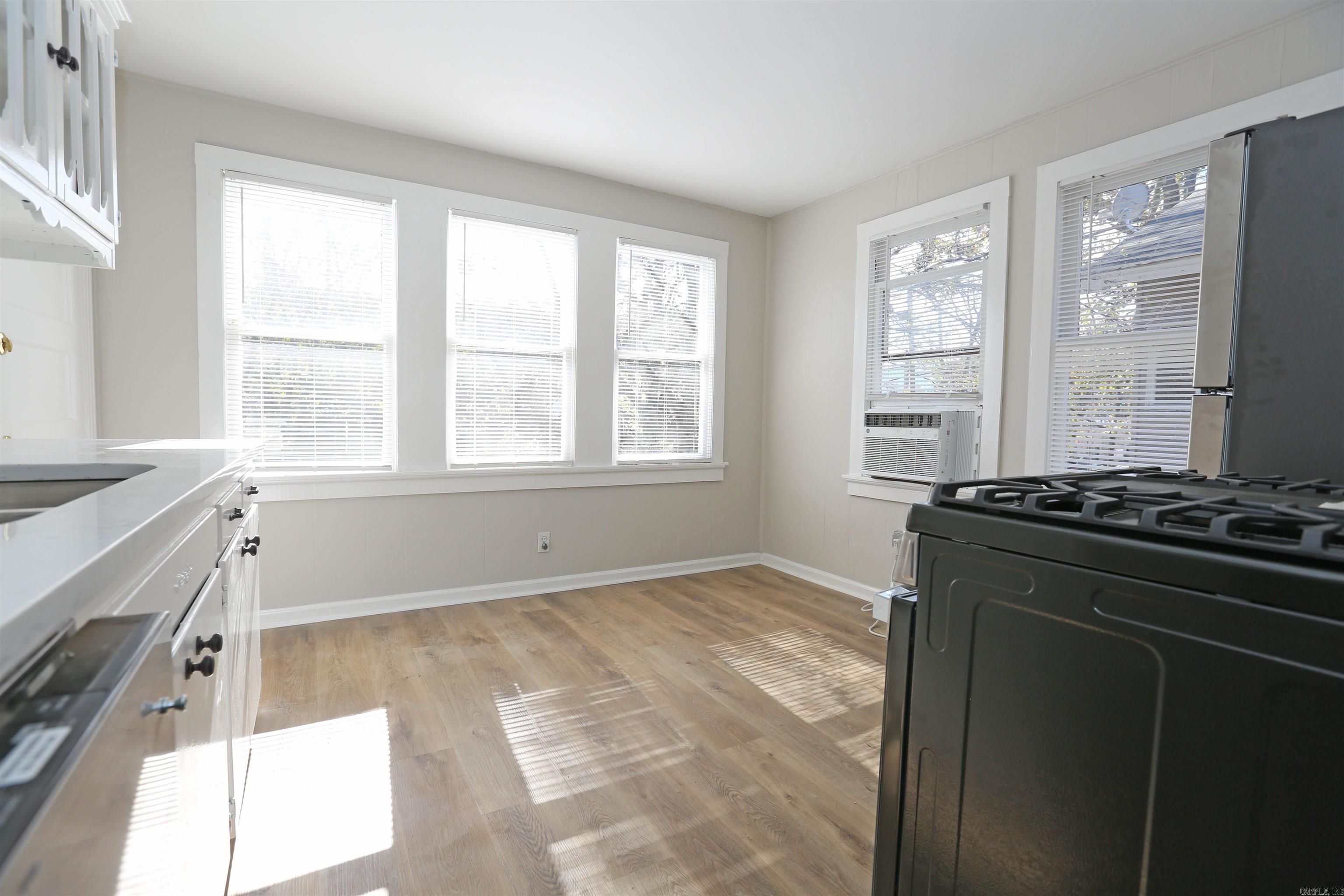 Hillcrest-Pfeifer - Residential Lease