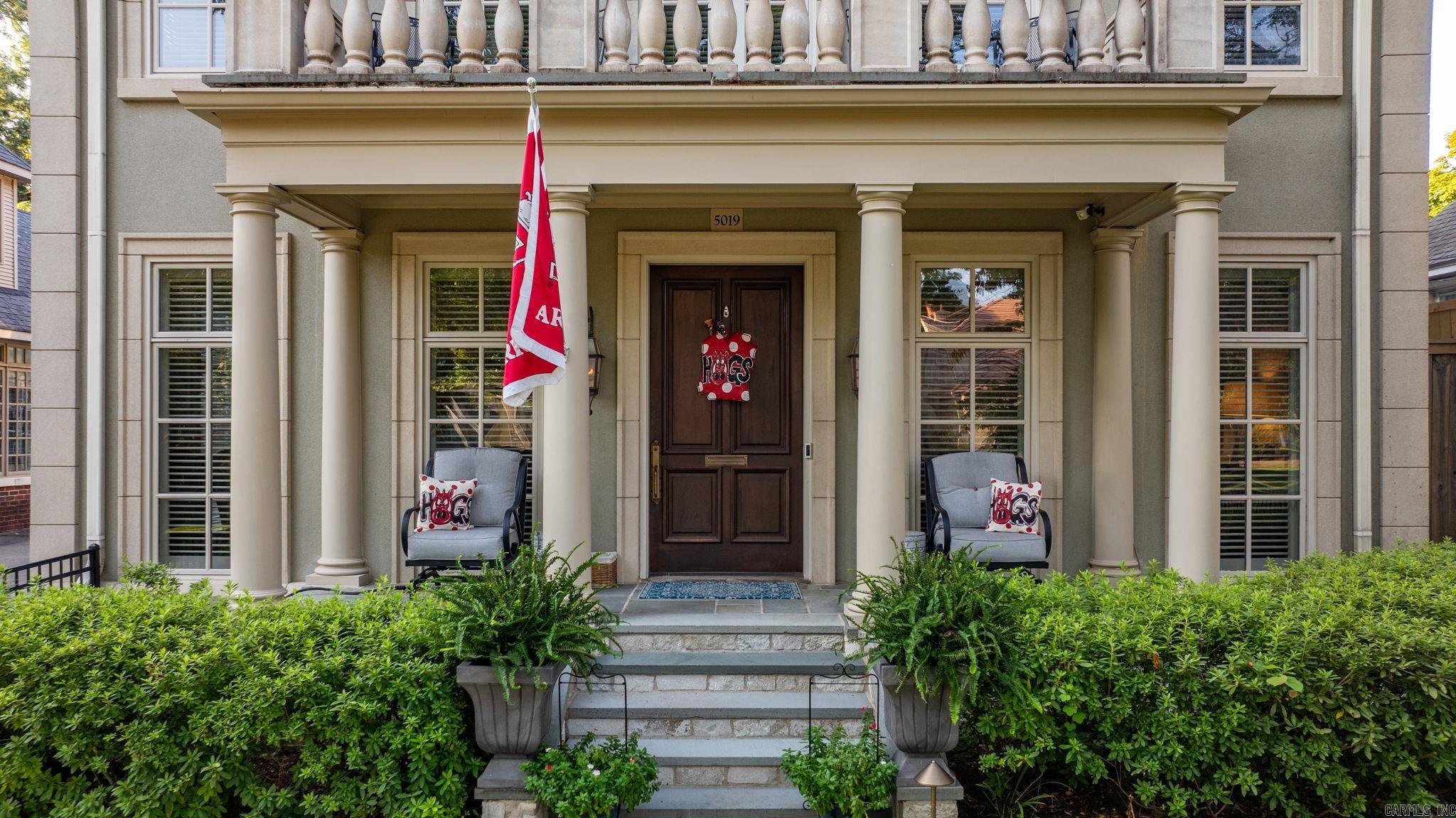 NEWTONS - Residential