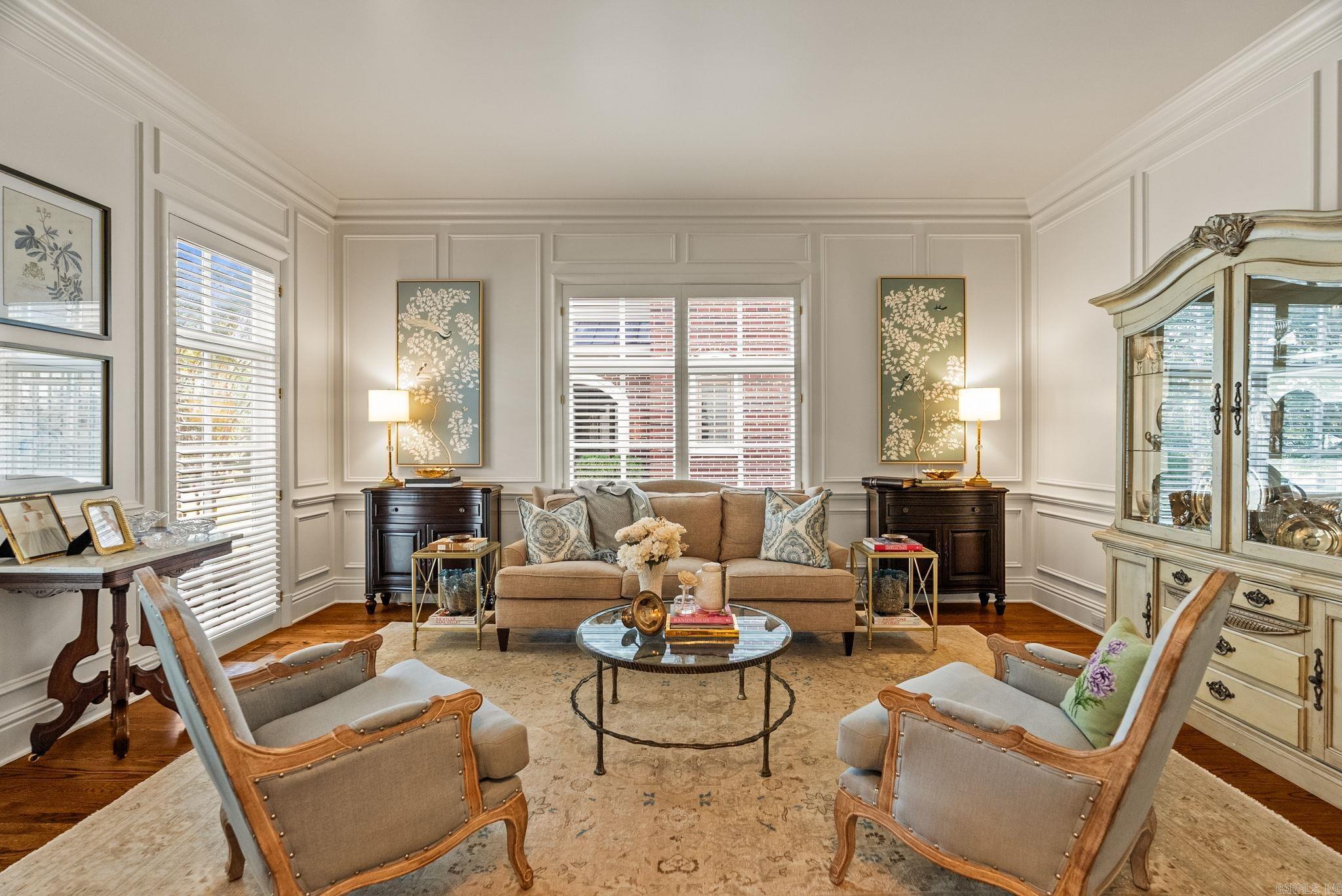 NEWTONS - Residential