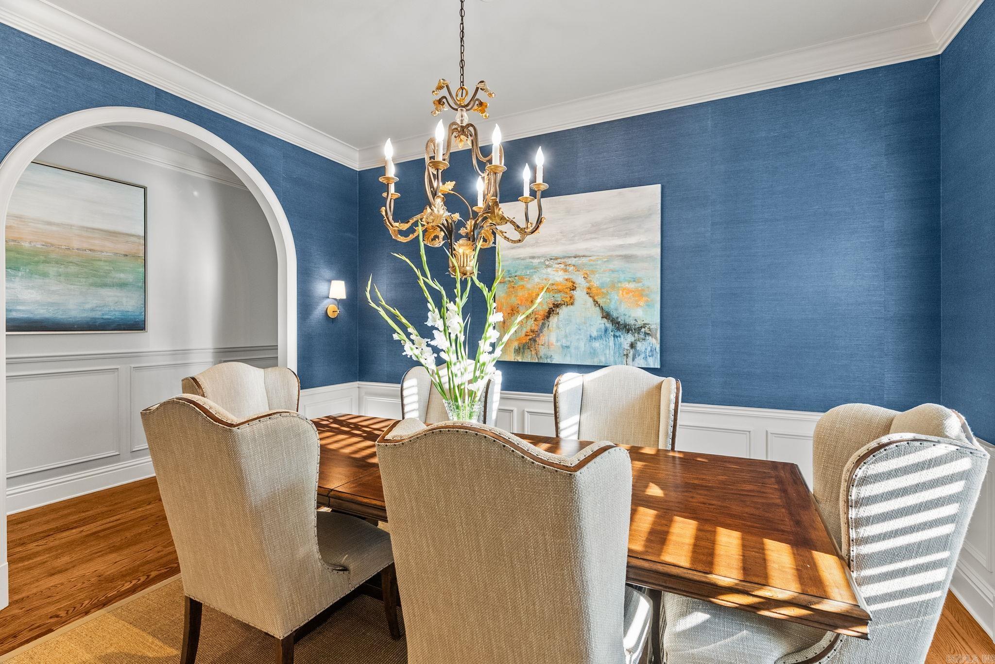 NEWTONS - Residential