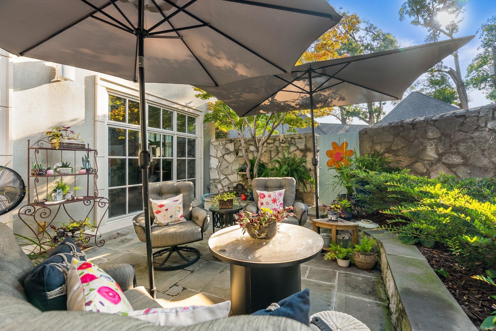 NEWTONS - Residential