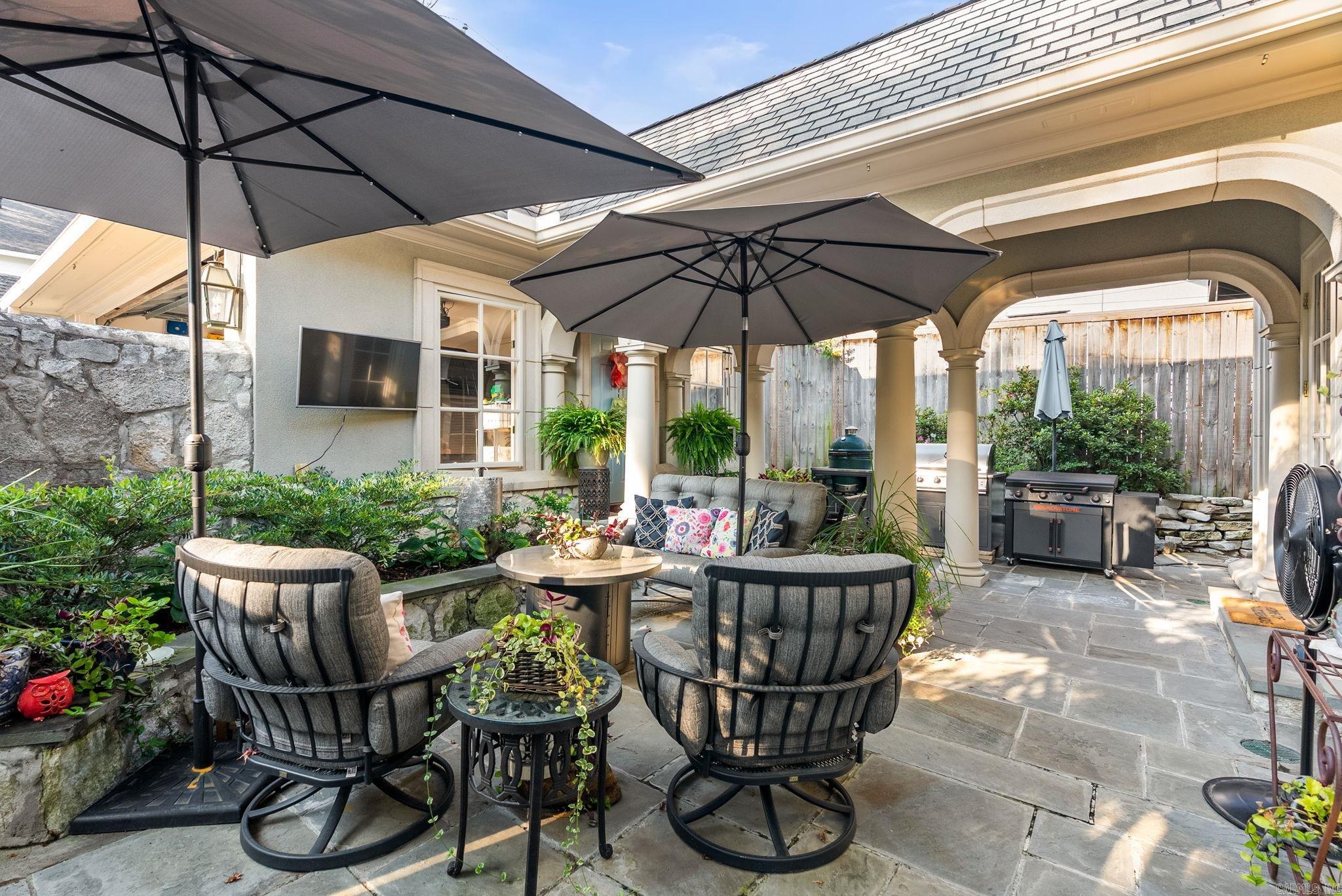 NEWTONS - Residential