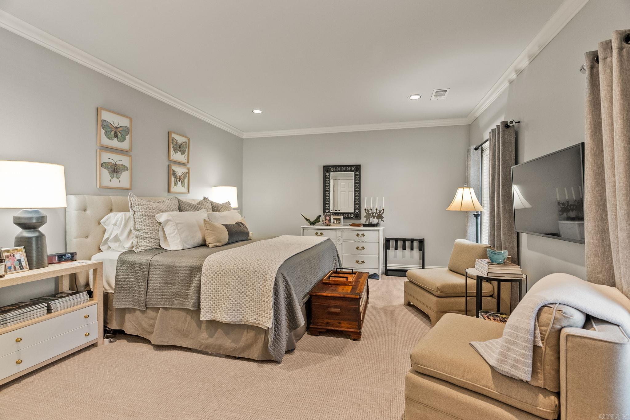 NEWTONS - Residential