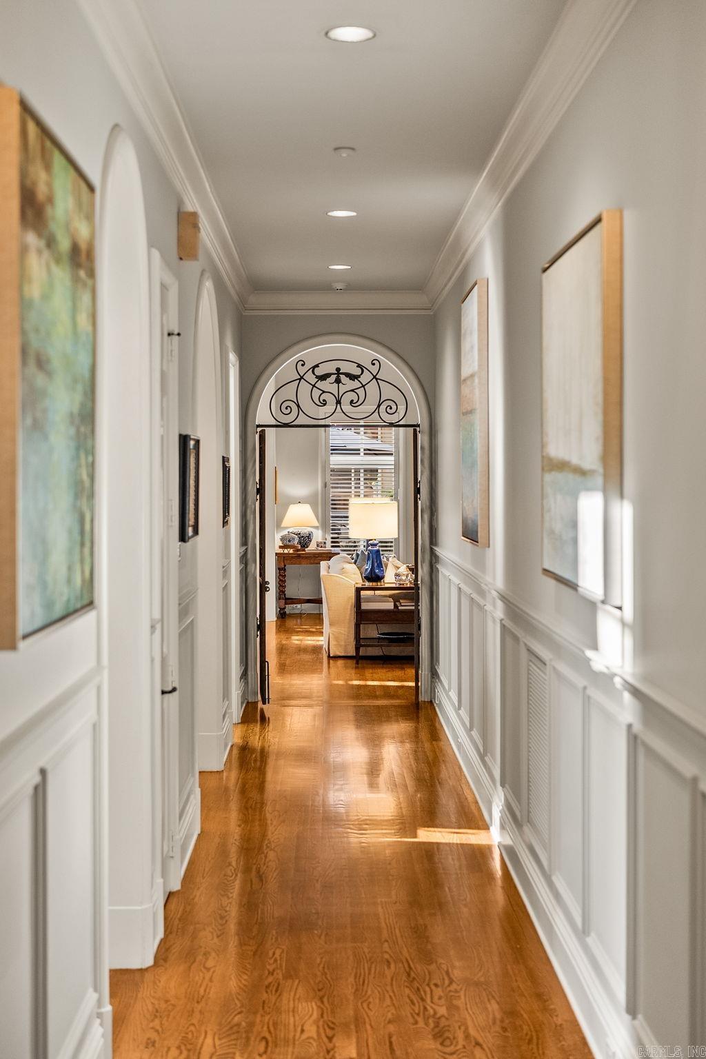 NEWTONS - Residential