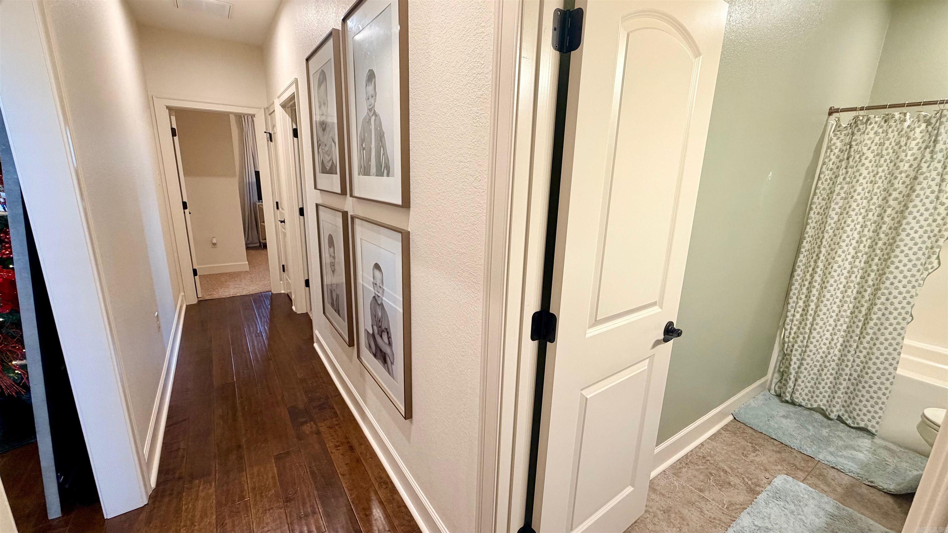 HUNTINGTON ESTATES - Residential