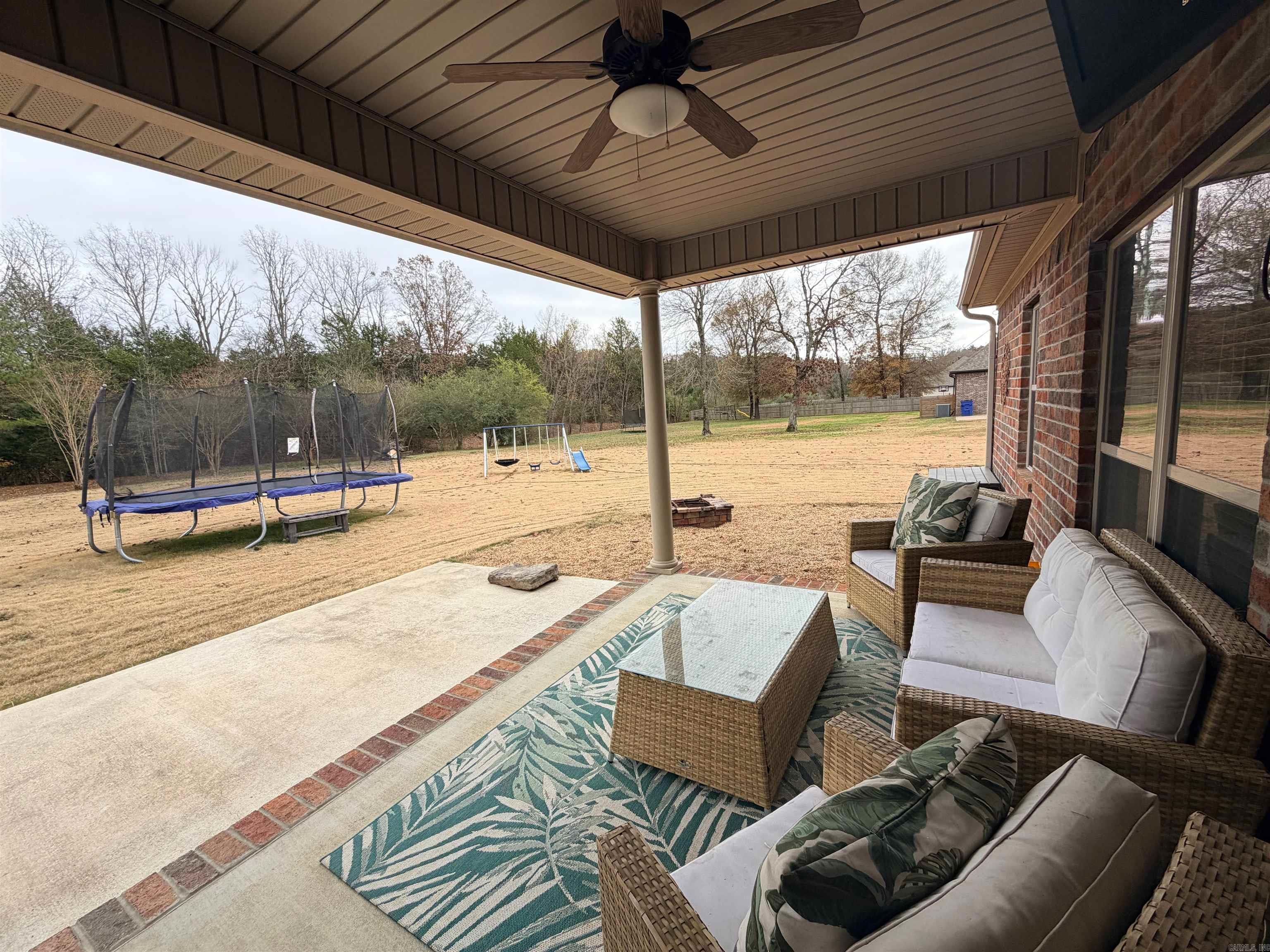 HUNTINGTON ESTATES - Residential