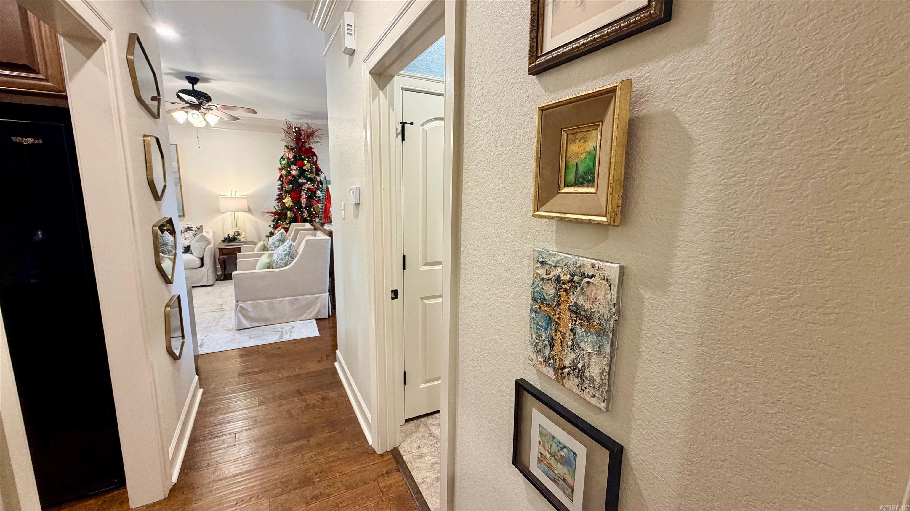 HUNTINGTON ESTATES - Residential