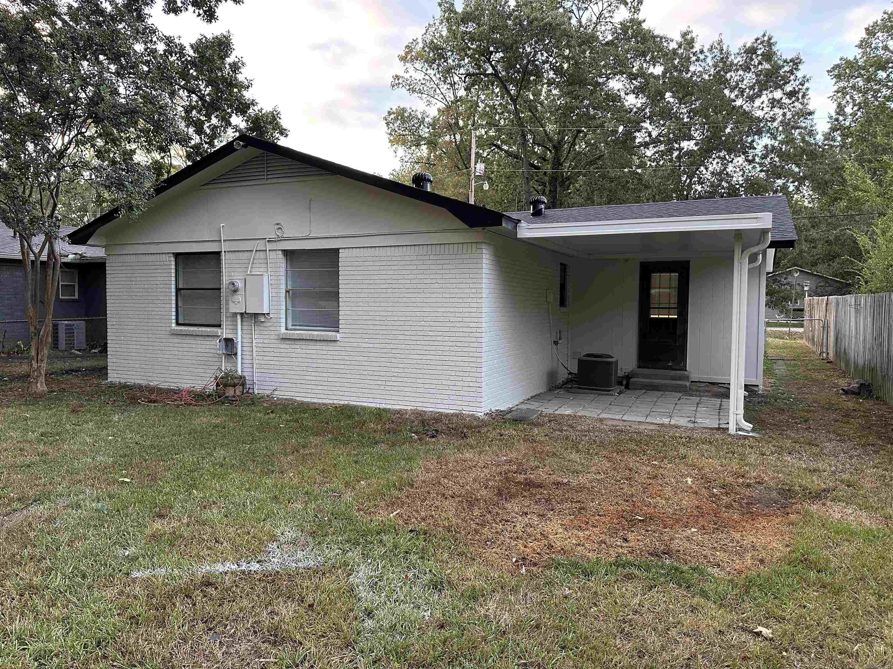 Original Town of Bryant - Residential Lease