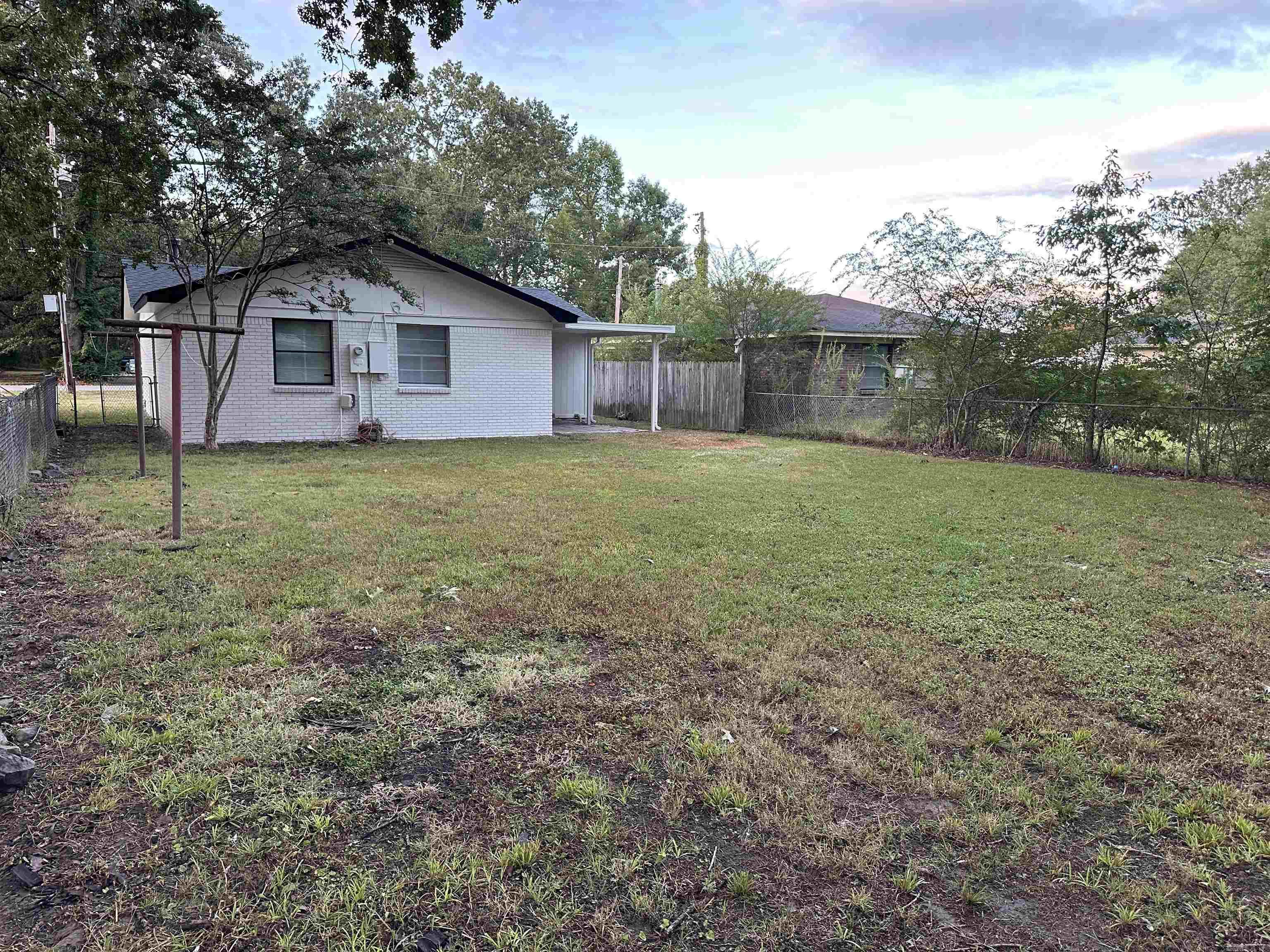 Original Town of Bryant - Residential Lease