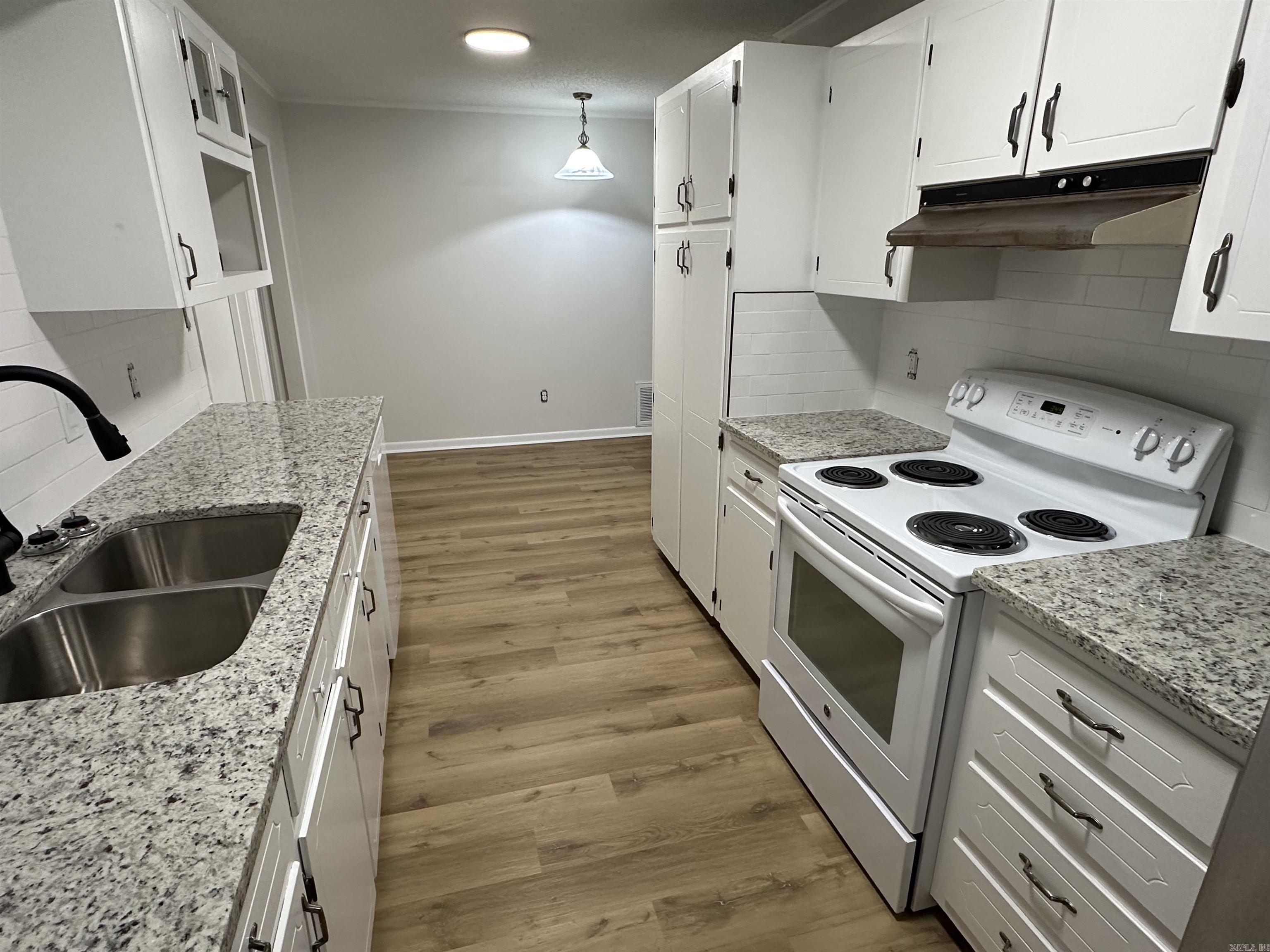 Original Town of Bryant - Residential Lease