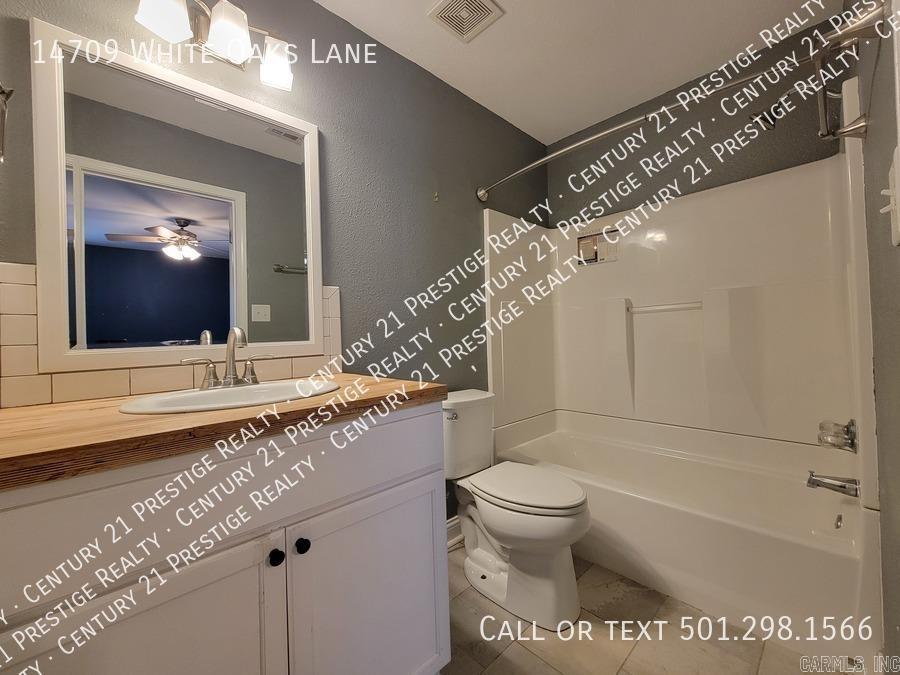 Pleasant Oaks - Residential Lease