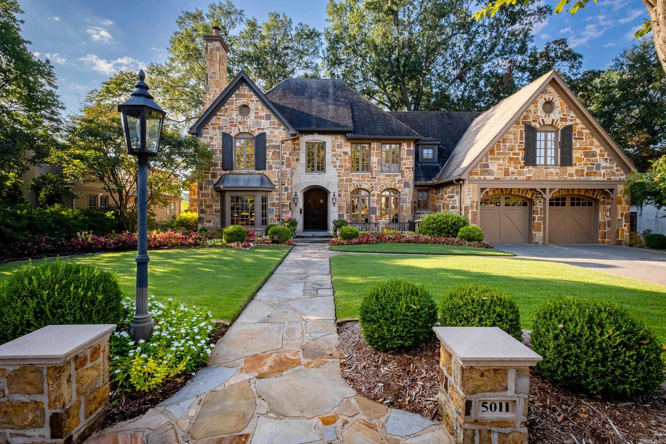 Newtons - Residential