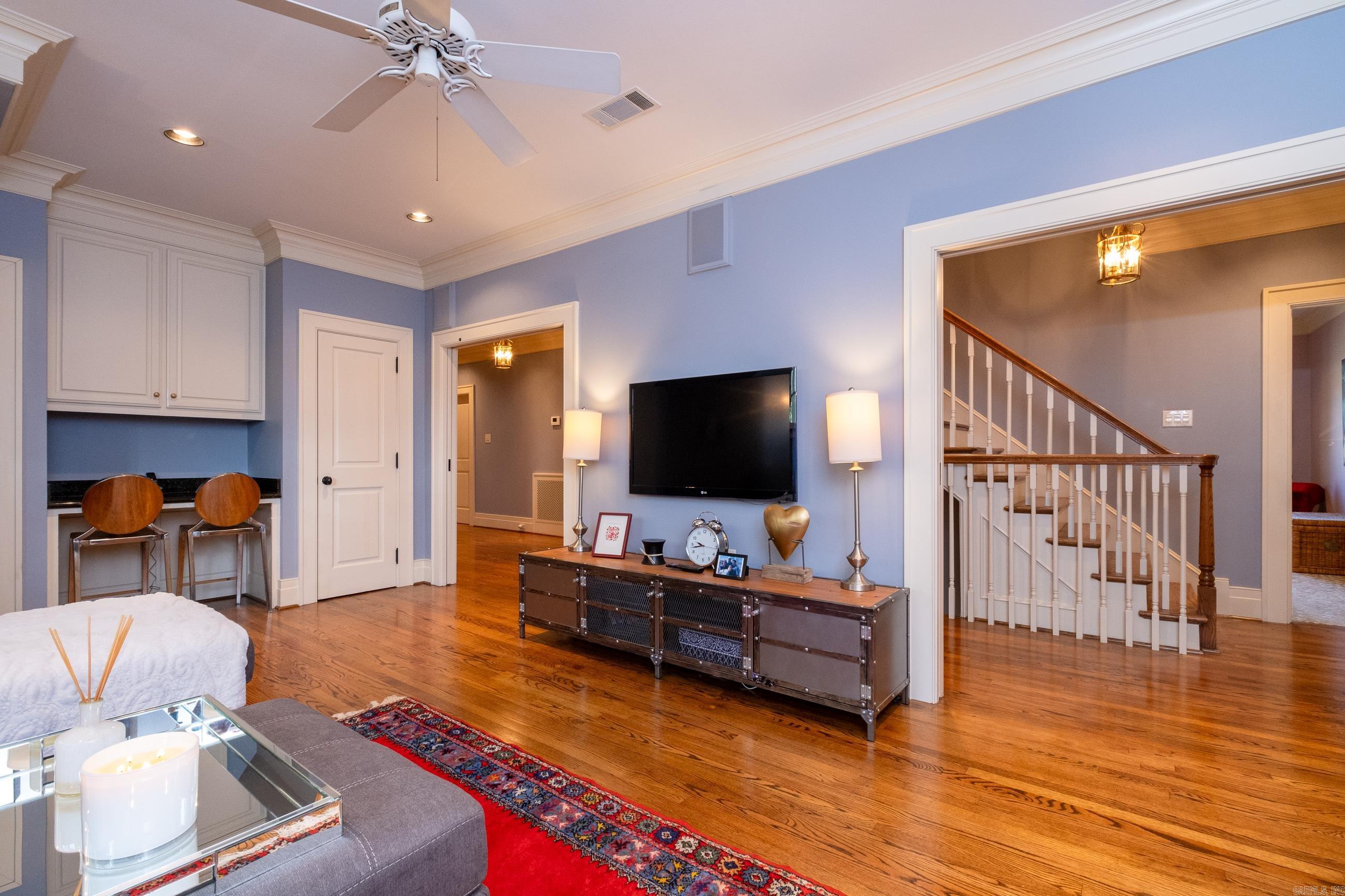 Newtons - Residential