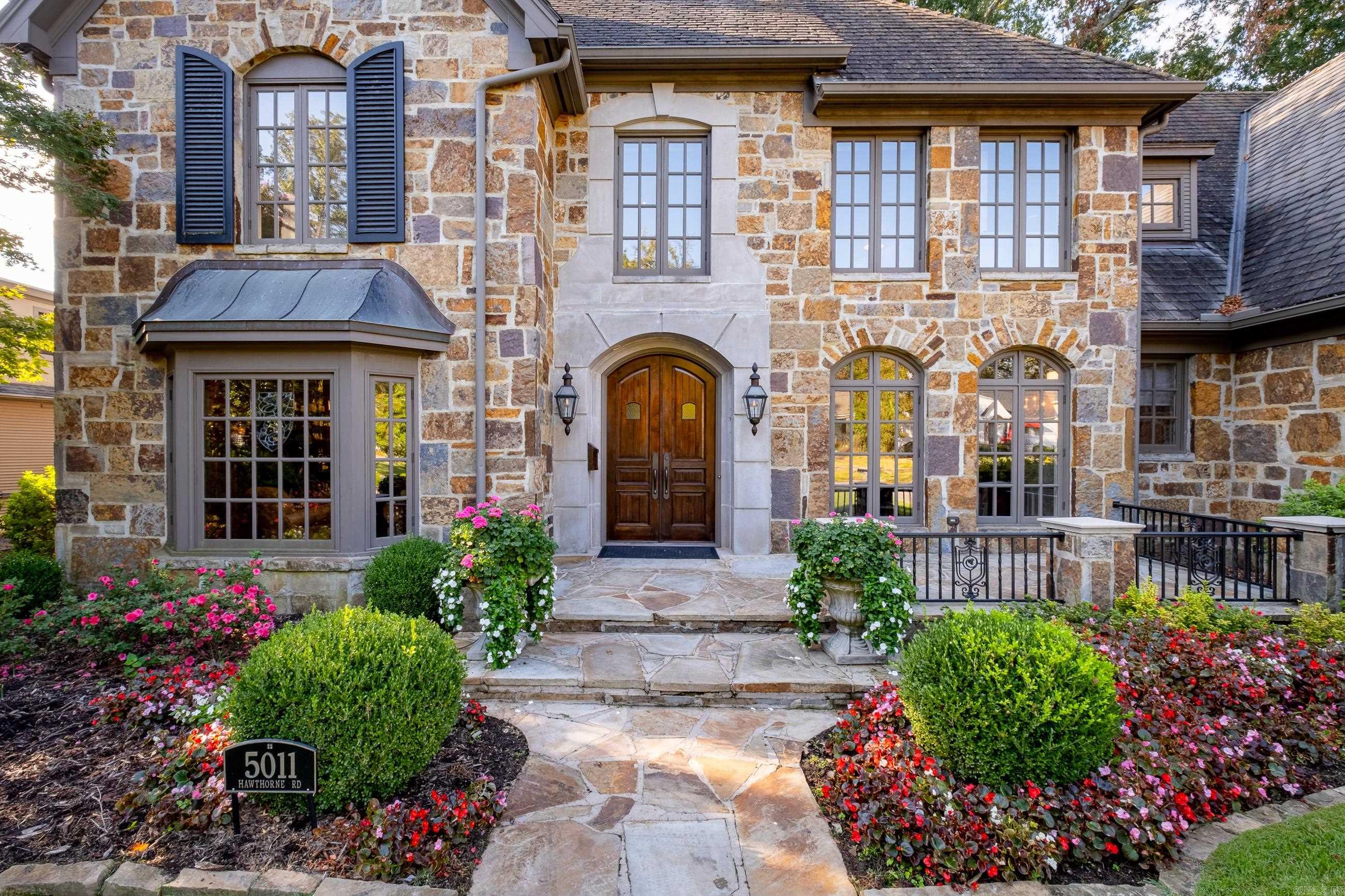 Newtons - Residential