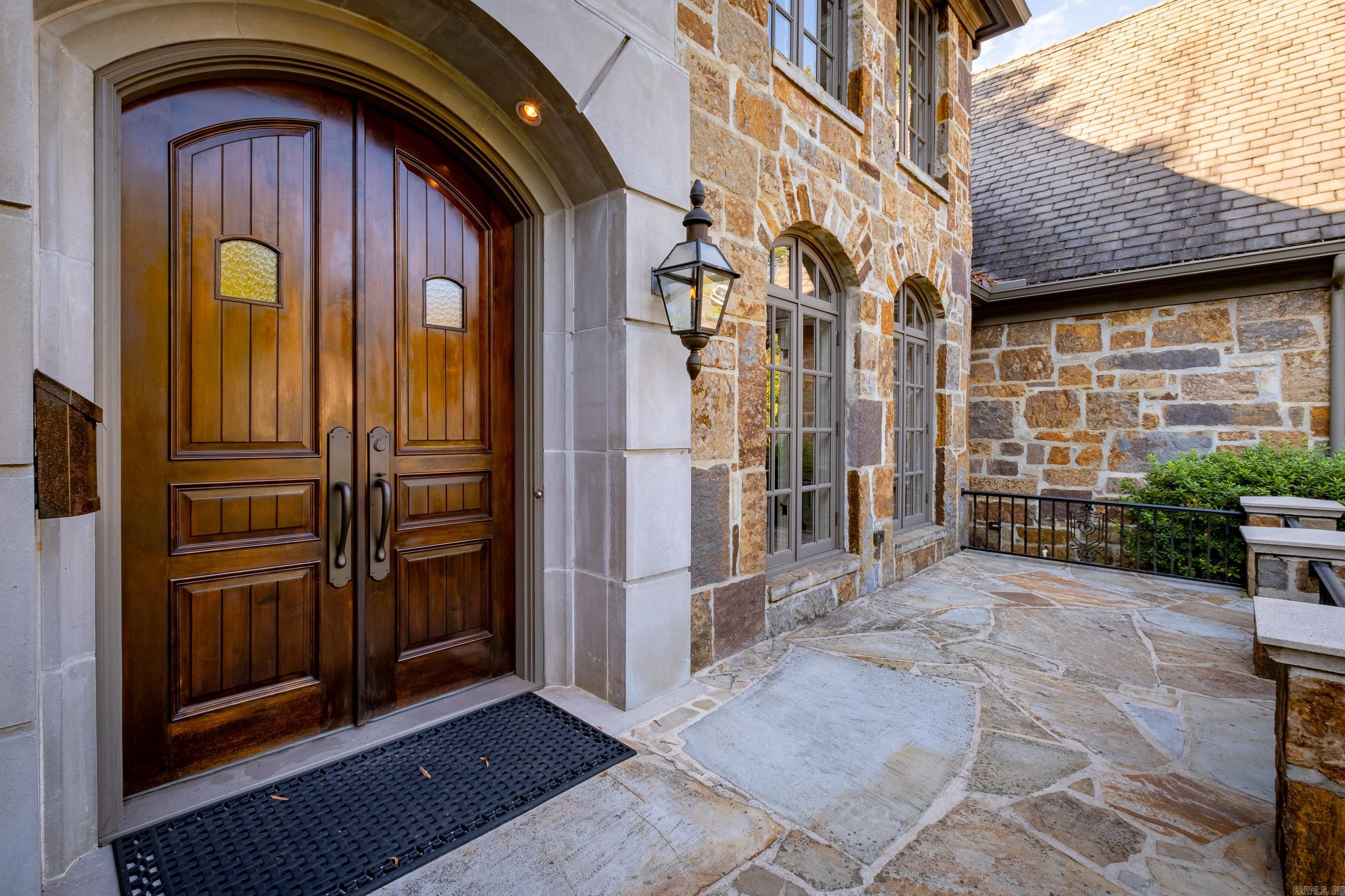 Newtons - Residential