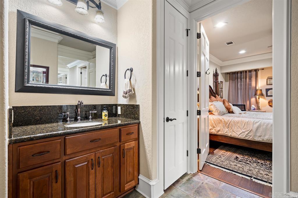 Paradise Lake Village - Residential