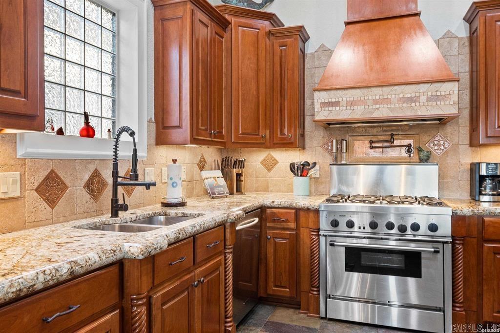 Paradise Lake Village - Residential