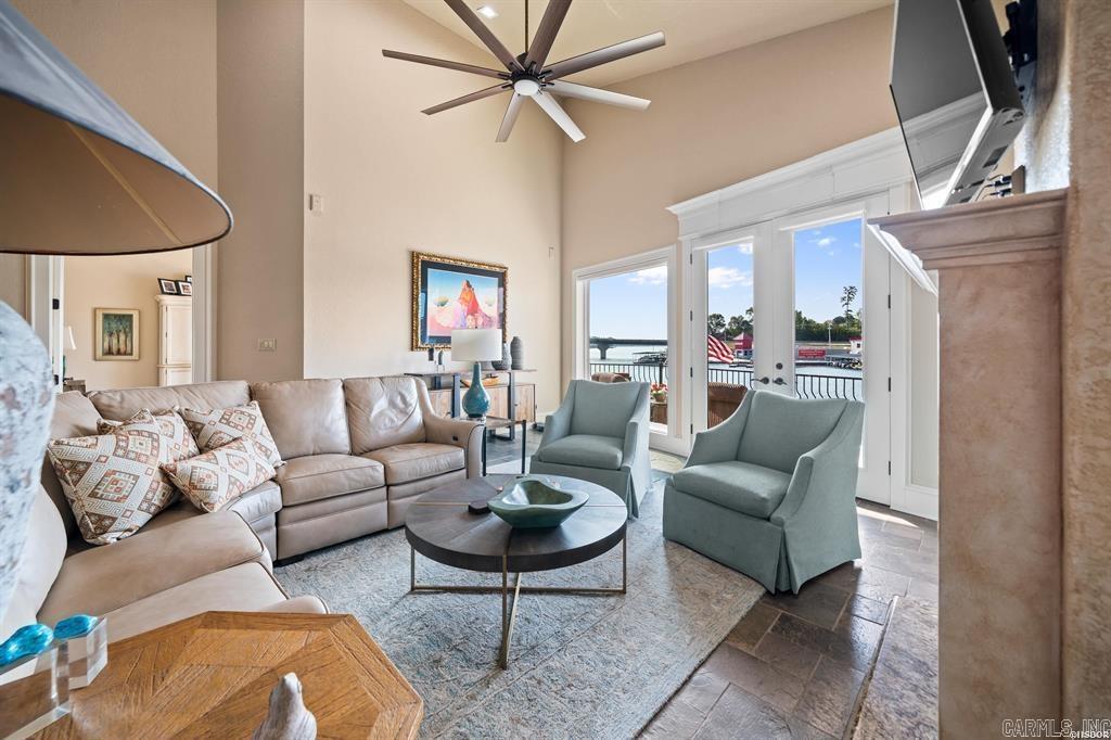 Paradise Lake Village - Residential