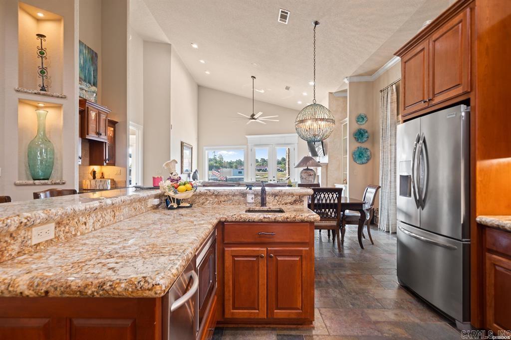 Paradise Lake Village - Residential