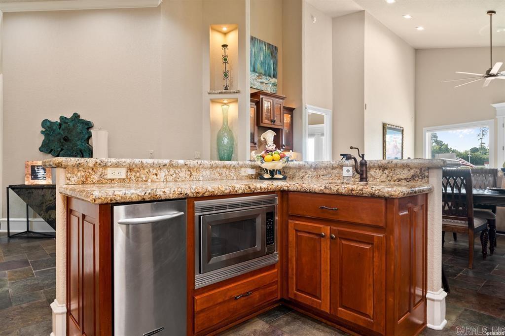 Paradise Lake Village - Residential