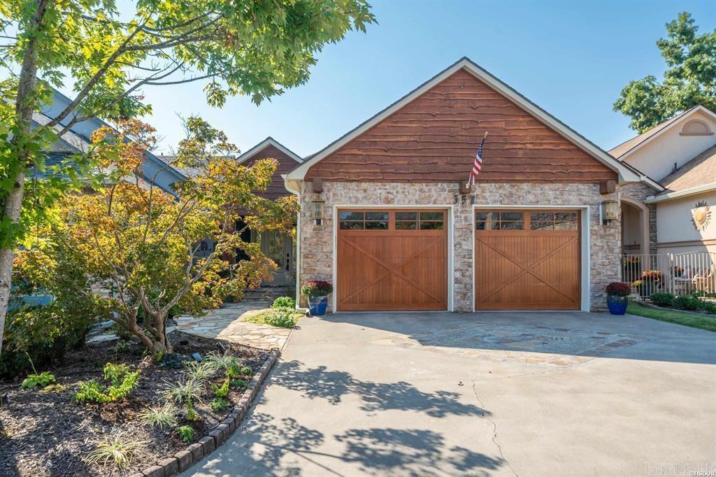 Paradise Lake Village - Residential