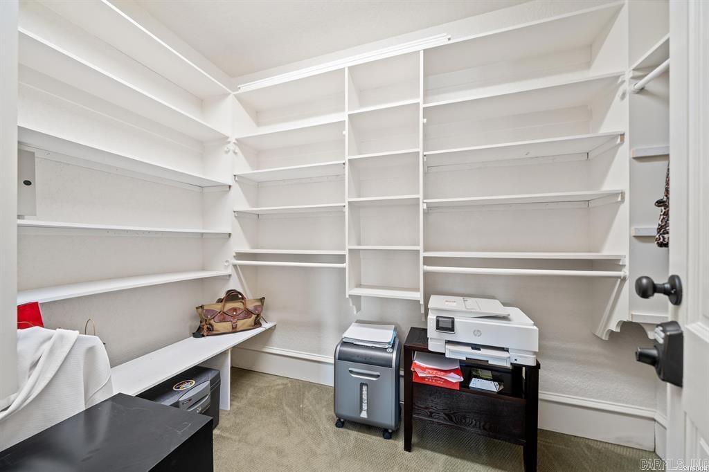 Paradise Lake Village - Residential