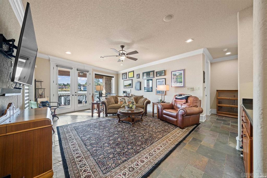 Paradise Lake Village - Residential