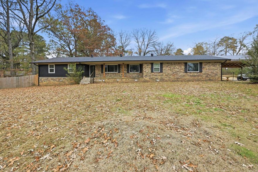 Welcome to 621 Kenwood Road in the heart of Benton, AR! This spacious 4-bedroom, 3-bath home sits on just over an acre, offering the rare combination of privacy, room to grow, and a prime central location. Inside, you’ll find generous living spaces and a layout with endless potential—perfect for someone looking to add their own personal touches and create their dream home. The expansive lot provides plenty of outdoor possibilities, whether you envision a garden, pool, workshop, or simply space to relax. With its convenient access to Benton’s schools, shopping, and amenities, this property delivers both comfort and opportunity. Bring your vision and make this one truly your own!