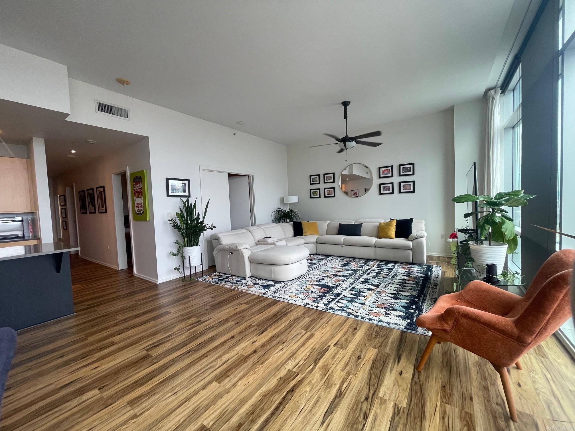 300 THIRD HPR - Residential