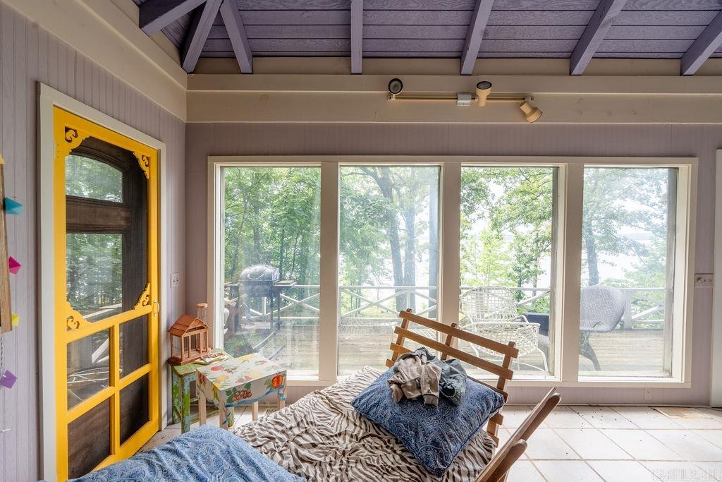 EI: TROY NUNIS - Residential