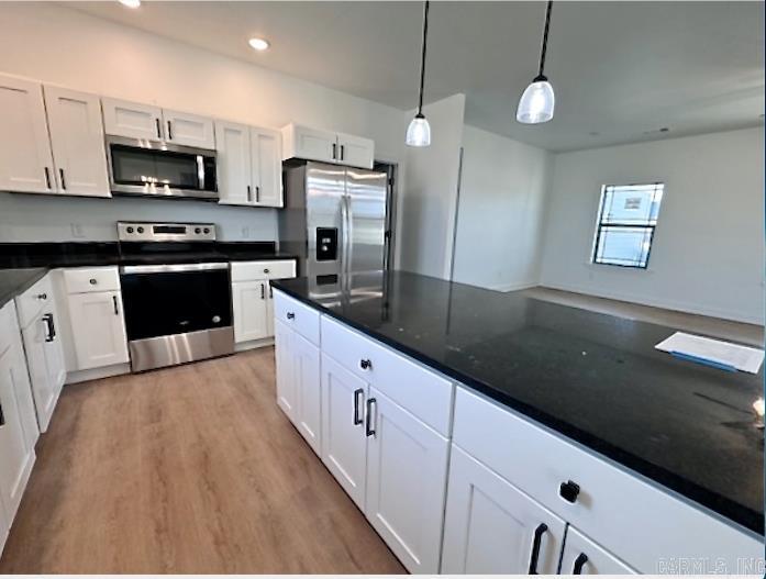 RIVER BACK ESTATES - Residential