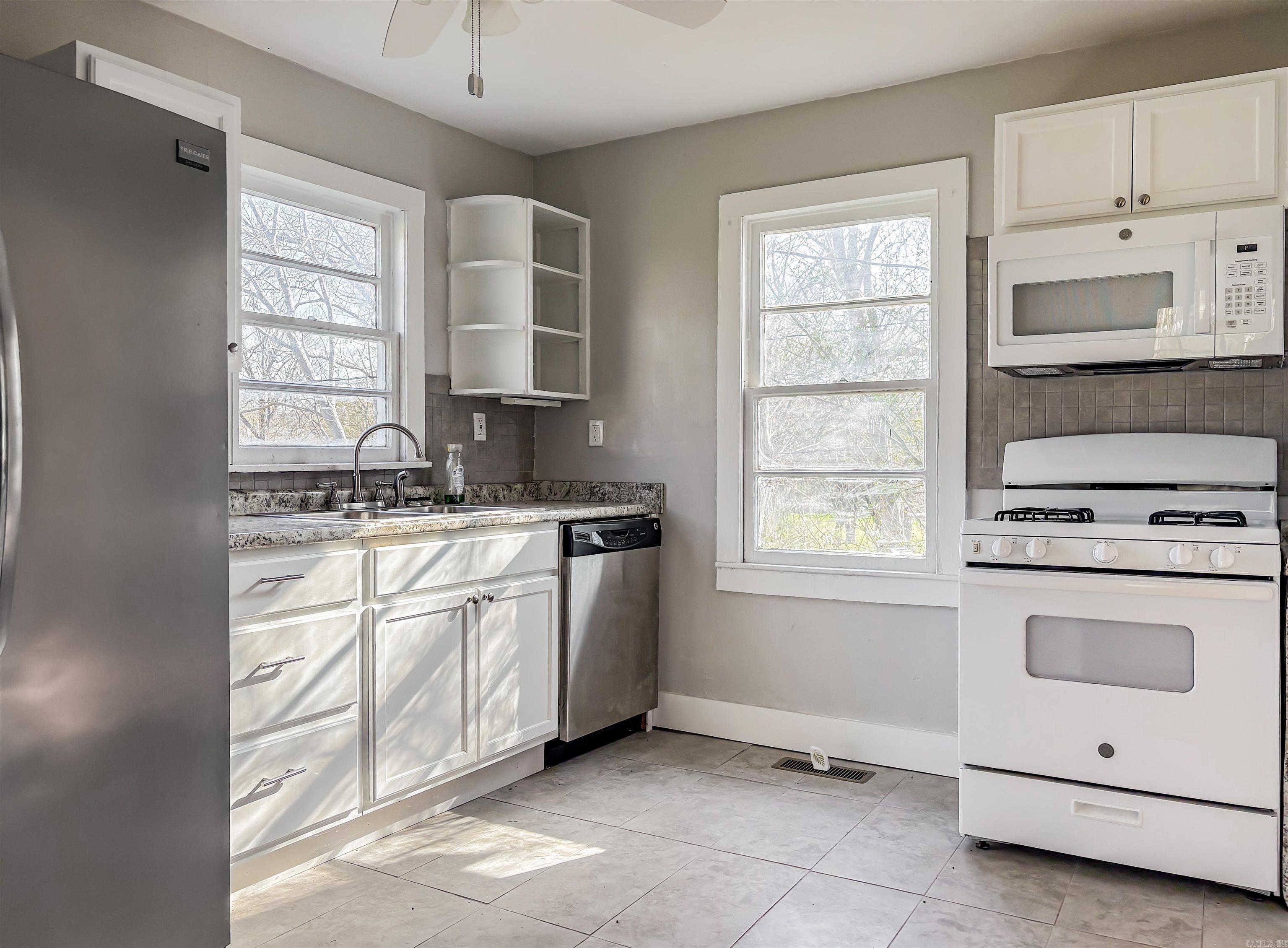 FREY ADDITION - Residential