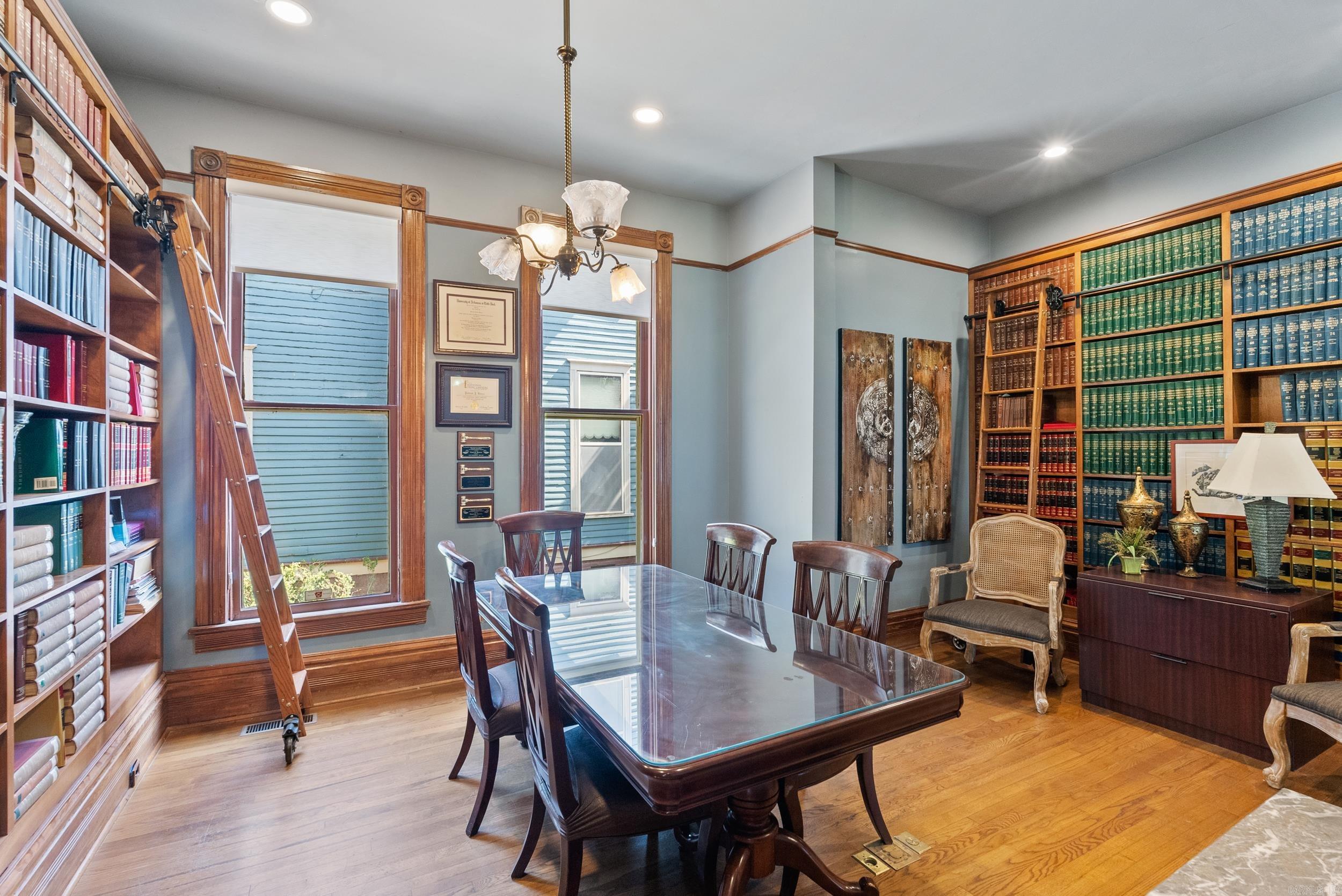 CITY OF LR L10 - Residential