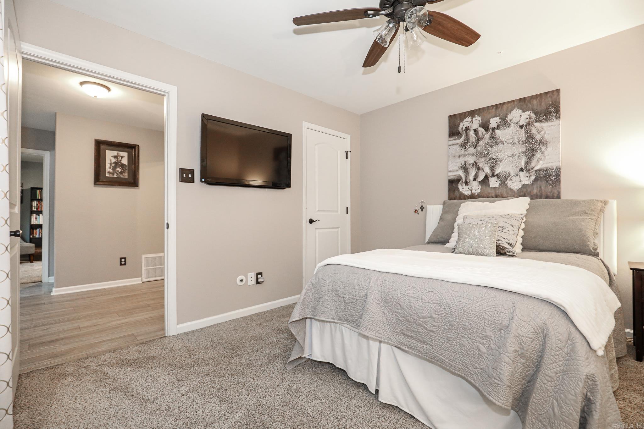 DIAMOND RIDGE ESTATES - Residential